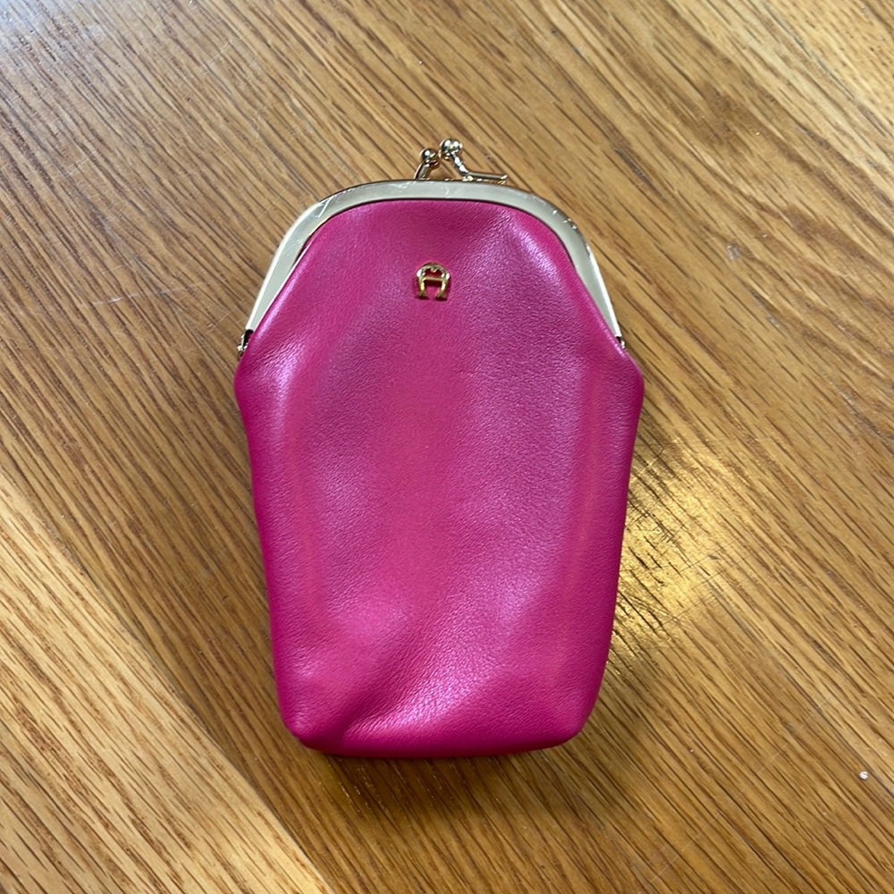 Aigner cigarette pouch with lighter compartment. Collectors item. Hot pink.